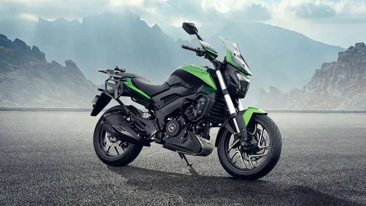 2025 Bajaj Dominar